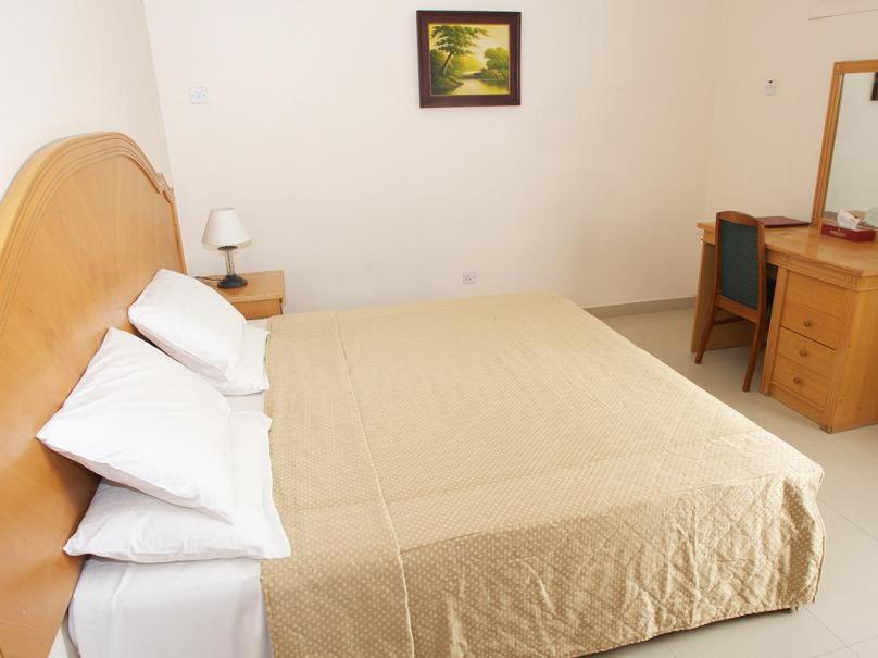 Nuzha Hotel Apartments Маскат Екстер'єр фото