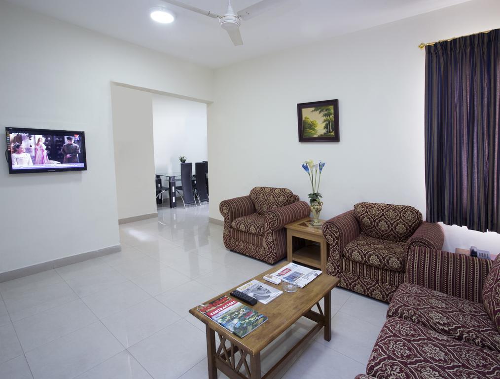 Nuzha Hotel Apartments Маскат Екстер'єр фото